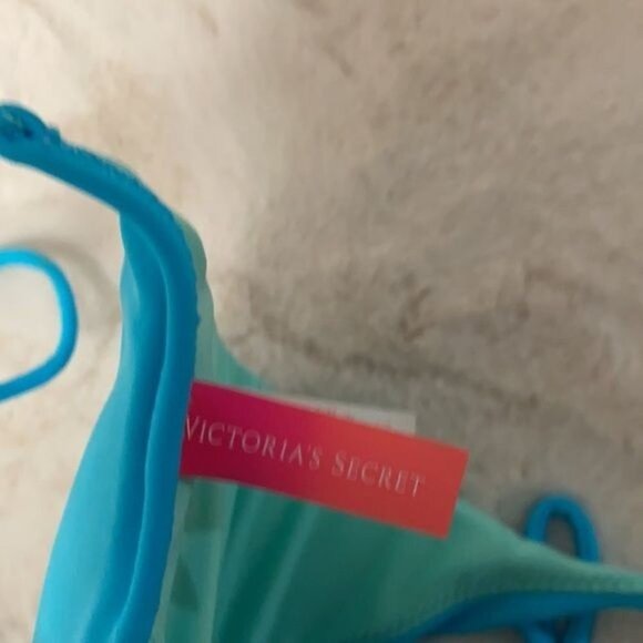 Victoria’s Secret Removable Push up Bikini Top Size S - Picture 5 of 7